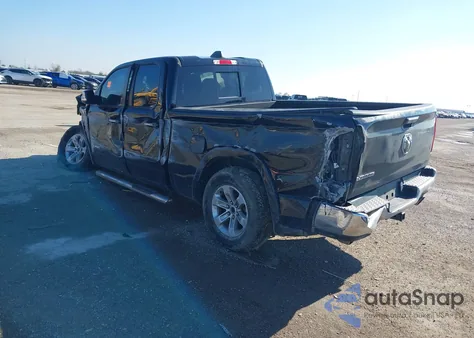 2020 Ram 1500 Laramie 4X2 6'4 Box из США, поврежденный, VIN 1C6RREDT2LN320479